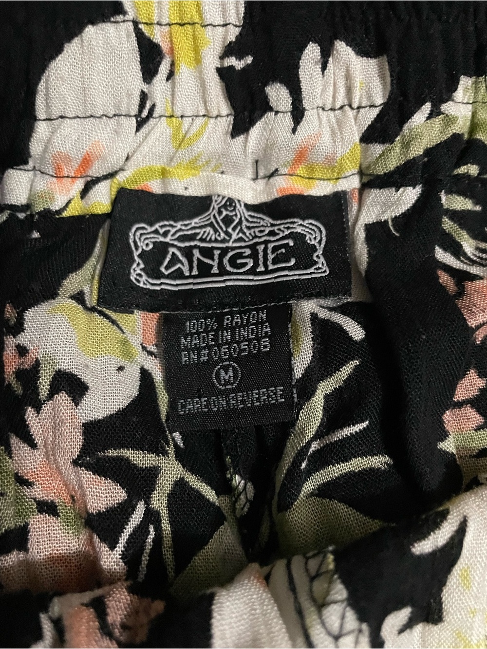 Trendy ANGIE BOHO FLORAL JOGGER LIKE PANTS Drawstring elastic waist Ladies M - Picture 4 of 8